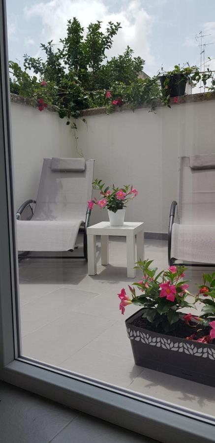 Il Cortile Segreto - Con Parcheggio Privato Apartamento Lecce Exterior foto